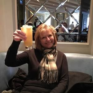 Meet your Posher, Carolyn